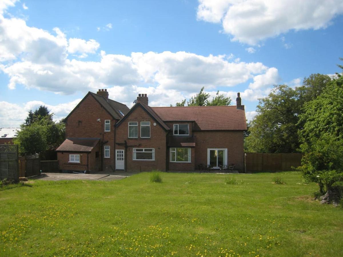 Arden Hill Farmhouse - Hot Tub, Snooker Table, Sleeps 16 Stratford-upon-Avon Exterior photo