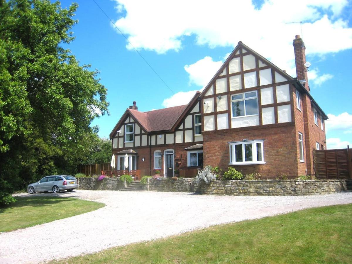 Arden Hill Farmhouse - Hot Tub, Snooker Table, Sleeps 16 Stratford-upon-Avon Exterior photo